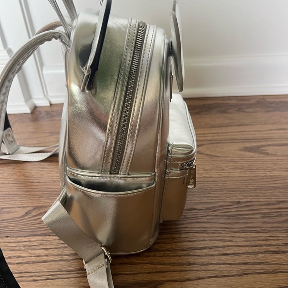 Disney Loungefly bag - Picture 5 of 8